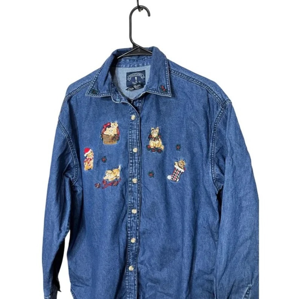 Vintage Cat Embroidered Christmas Button Down Shirt Womens M Denim Holiday Top